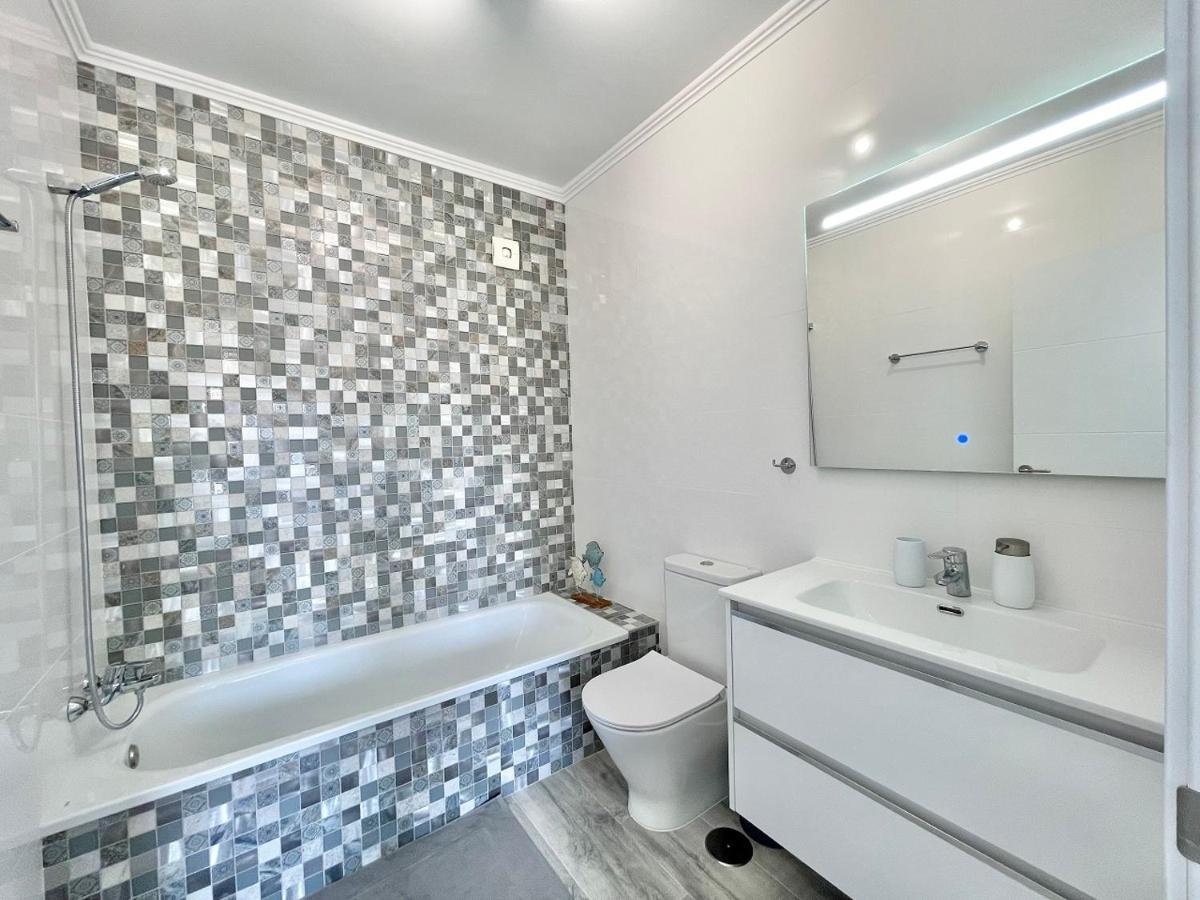 Paulmarie Apartment Gigantes Ocean Lounge ปัวร์โตเดซานตีอาโก ภายนอก รูปภาพ